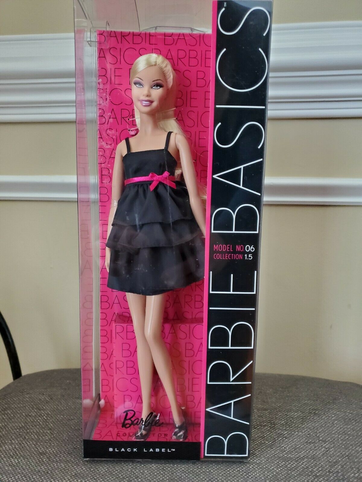 Barbie Collector Black Label Barbie Basics Model N0.06 Collection 1.5 Doll Nrfb