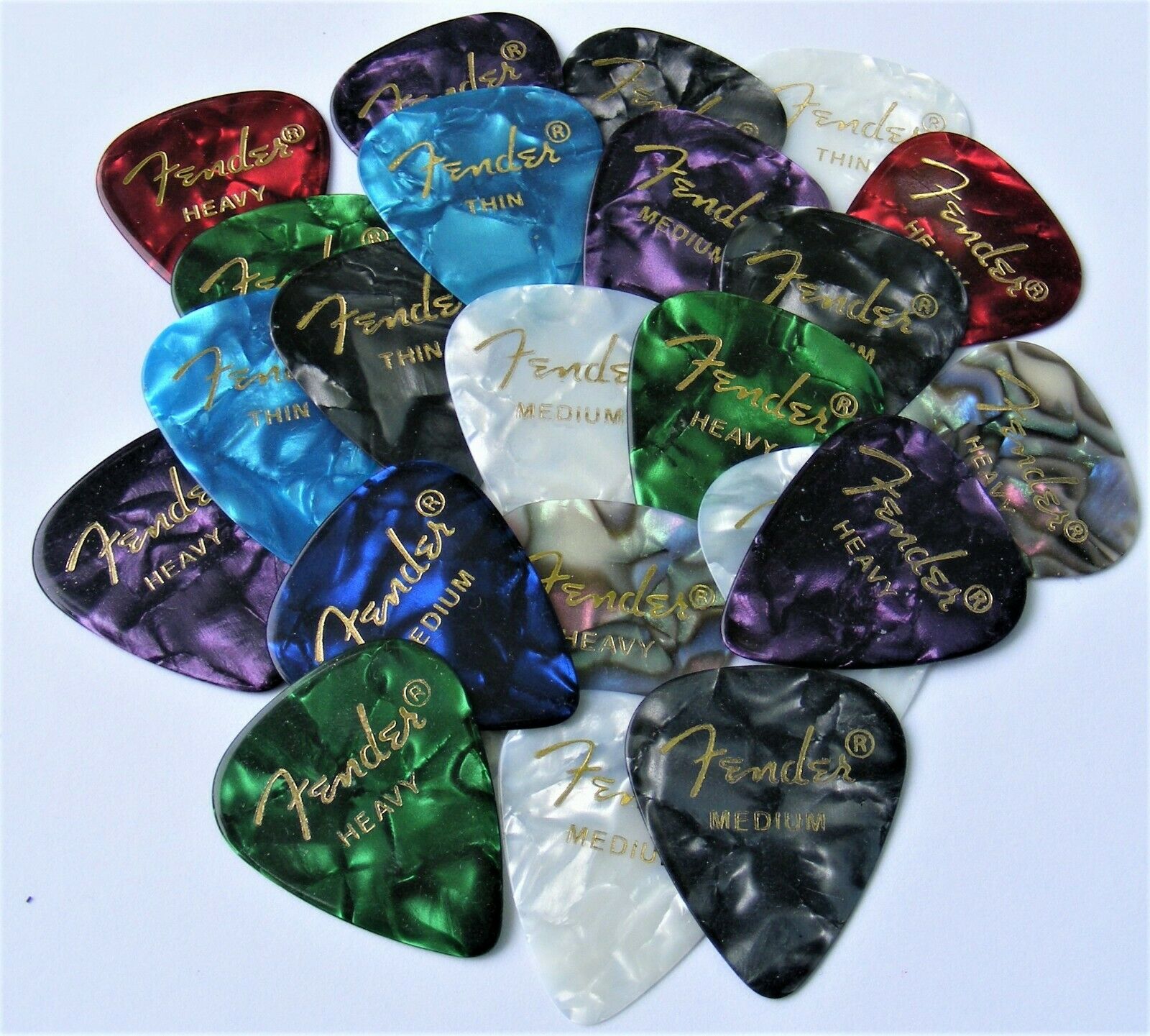 Fender 351 Premium Celluloid Guitar Picks 12 Variety Pack (thin, Med And Heavy)