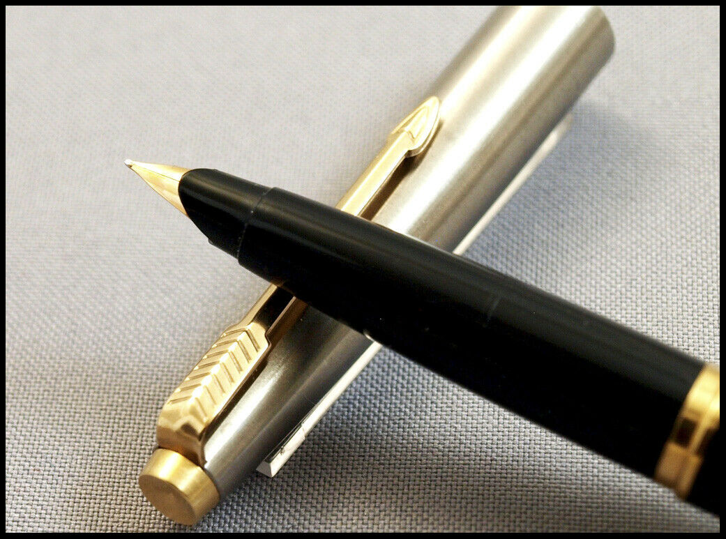 Rare Parker 45 Steel And Black Fountain Pen With Chalk Print 14 K X/f Gold Nib